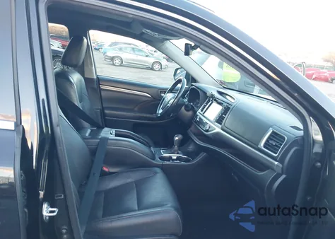 2017 Toyota Highlander Limited Platinum z USA, uszkodzony, nr VIN 5TDDZRFH0HS388395